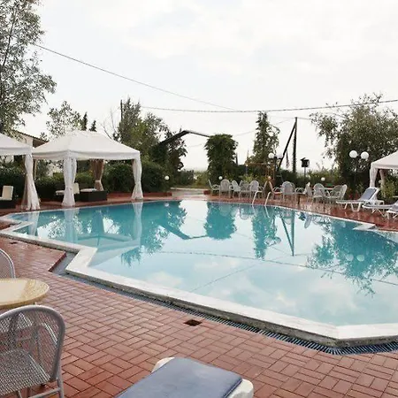 Szálloda Assembly Aghíalosz