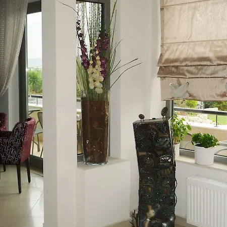 Szálloda Assembly Aghíalosz